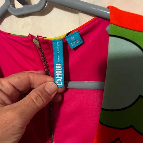 L'amour Nanette Lepore Neon Rainbow Cloud Pop Art Print Skater Dress Size M - Picture 4 of 5